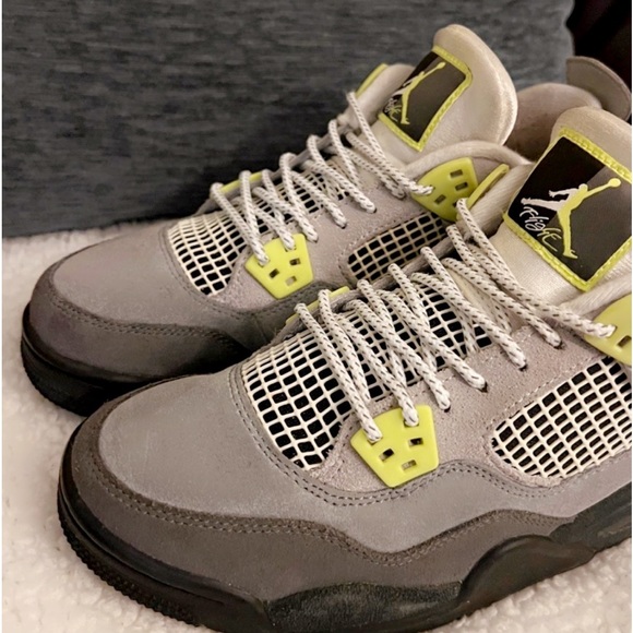 Air Jordan 4 Retro SE GS 'Neon 95' - dead stock - Picture 4 of 9